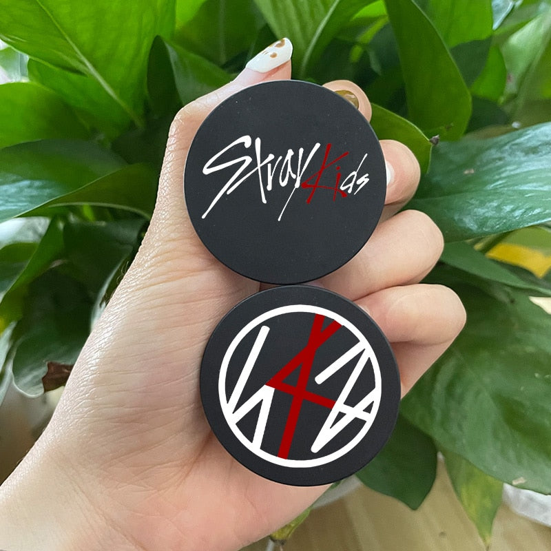 Suporte para celular Stray Kids